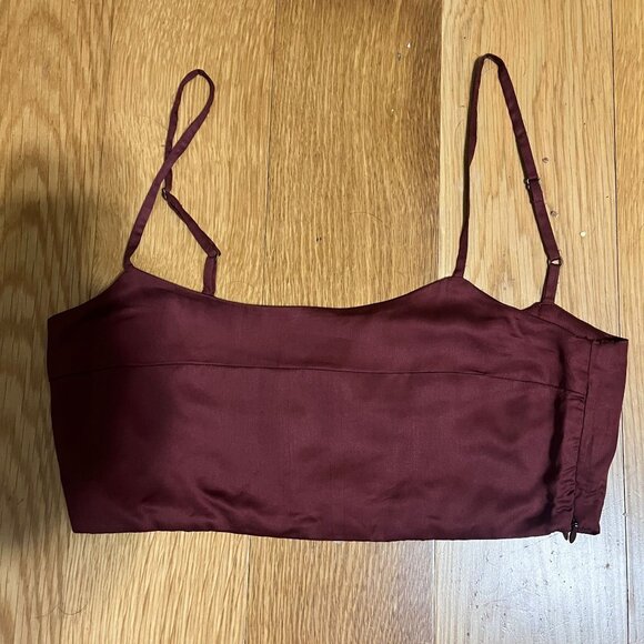 SANI Burgundy Crop Top Size Small - Picture 6 of 8